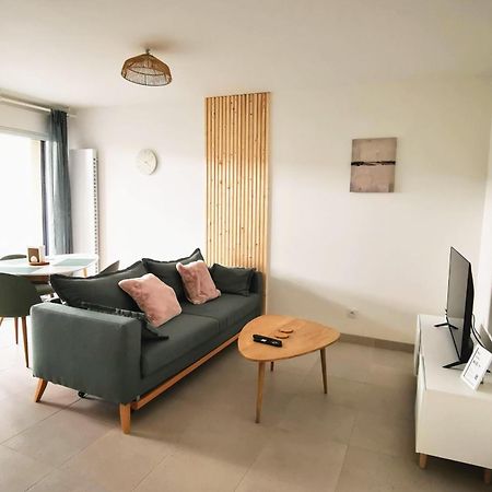 شقة Cocoon With Terrace At 2 Steps From The Sea La Baule المظهر الخارجي الصورة